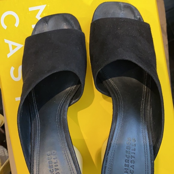 Mercedes Castillo Sandals - Picture 6 of 6